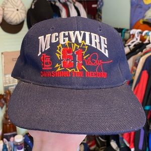 Vintage 90s Mark McGwire Saint Louis cardinals Smashing the Record Snapback hat